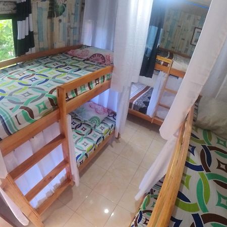 מואלבואל Home Sweetie Homestay & Bunkbeds מראה חיצוני תמונה